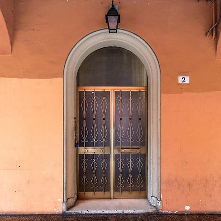 Alessandrini Apartment Alla Finestrella By Wonderful Italy Болонья Экстерьер фото