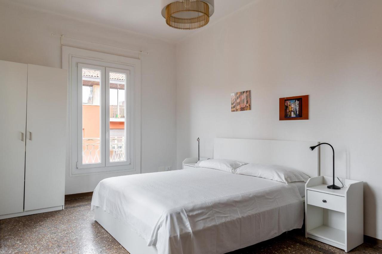 Alessandrini Apartment Alla Finestrella By Wonderful Italy Болонья Экстерьер фото